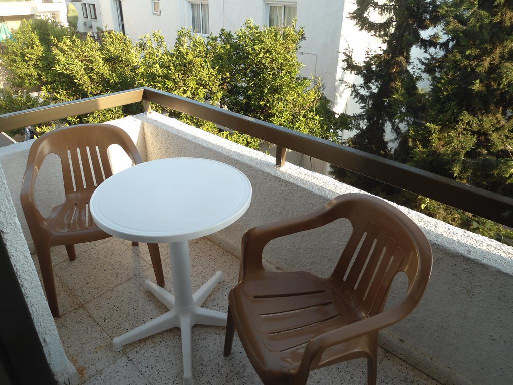 Terpsithea Apartments Agia Napa Quarto foto